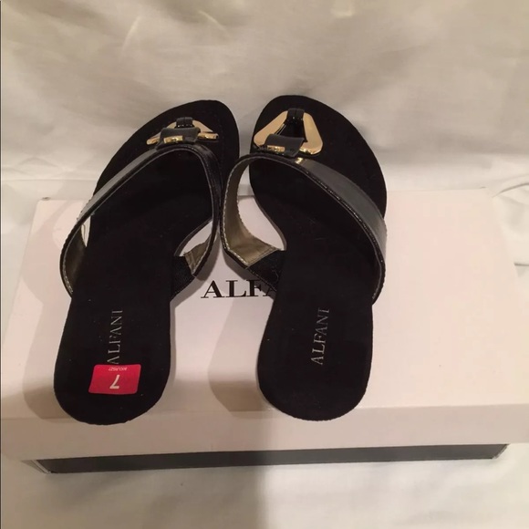 NEW The Alfani Forray Sandals SIZE 7, black - Picture 5 of 6